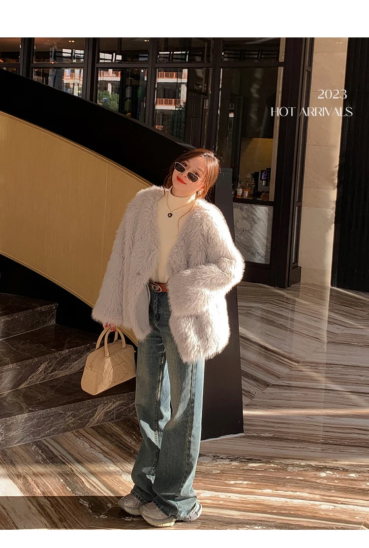 Women's Retro Turtleneck Sweater – Autumn & Winter 2025 Collection | Thickened Thermal Knit with Velvet Lining | Cozy Pullovers & Layering Tops